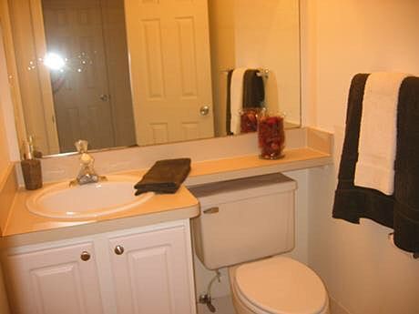 5th image of 41670 Manor Park Dr