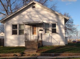 916 W Beardsley Ave, Champaign, IL 61821