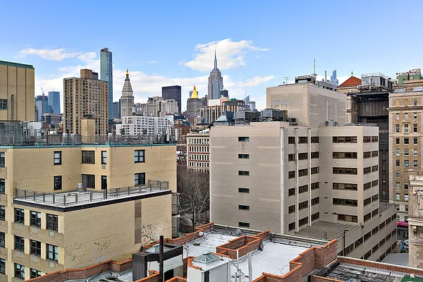 Sold by Compass | media 31