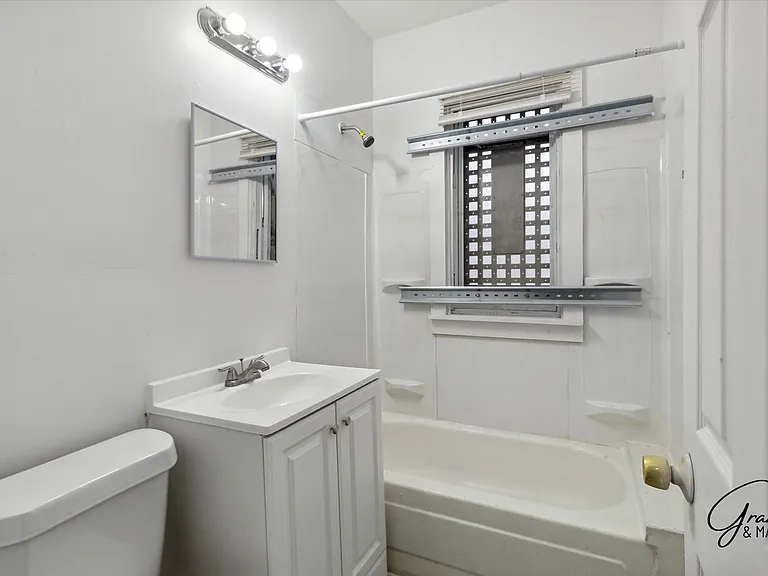 16901 Log Cabin - Znth Holdings LLC — Photo 7