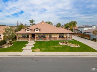 13320 Powder River Ave, Bakersfield, CA 93314