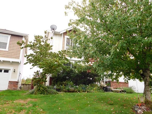 3rd image of 1117 Koda Cir SE