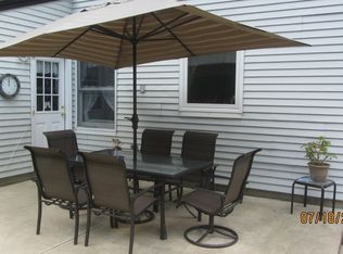 5 Van Blarcom Ct, Sussex, NJ 07461