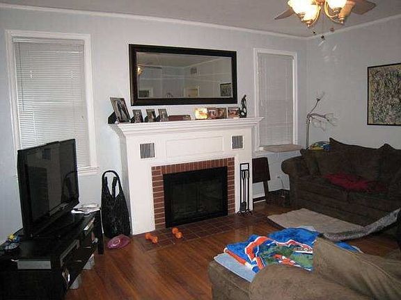 4th image of 503 Beard St
