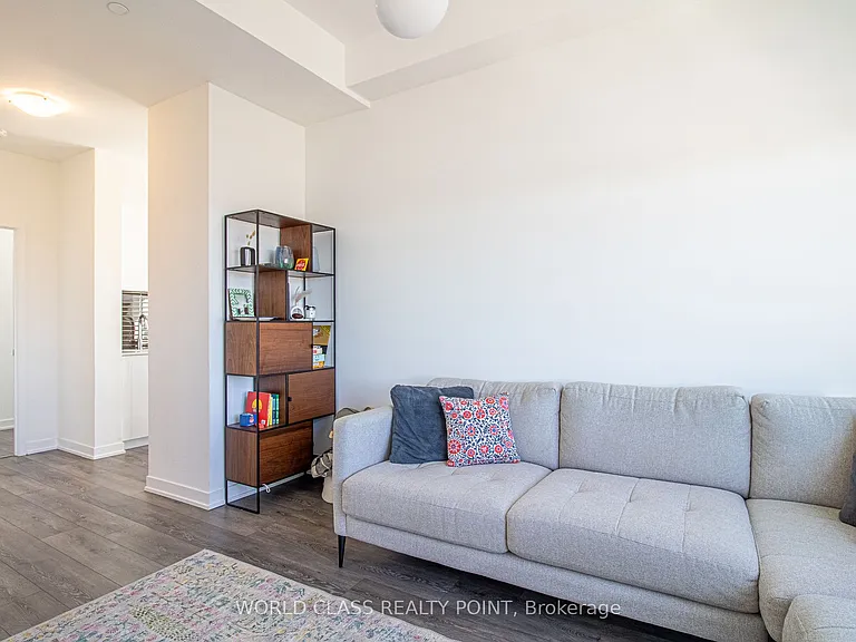 1787 Saint Clair Ave W #906 — Photo 10