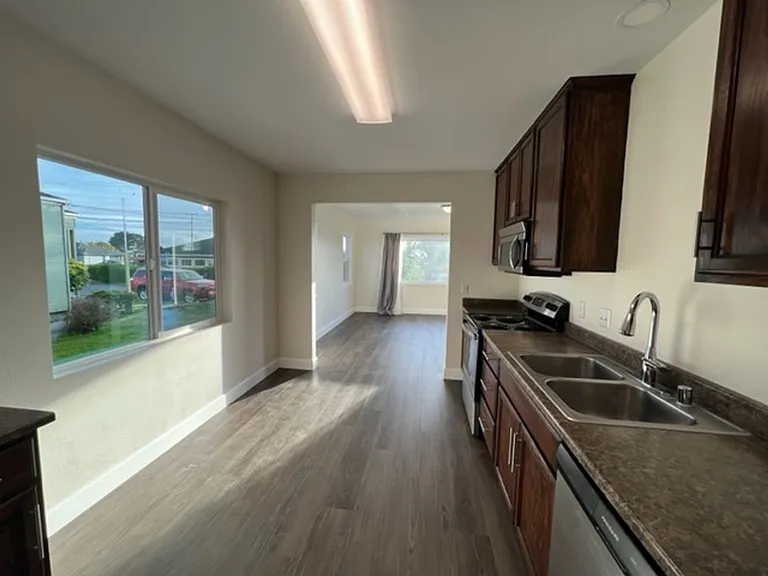 3223 Nevada St — Photo 3