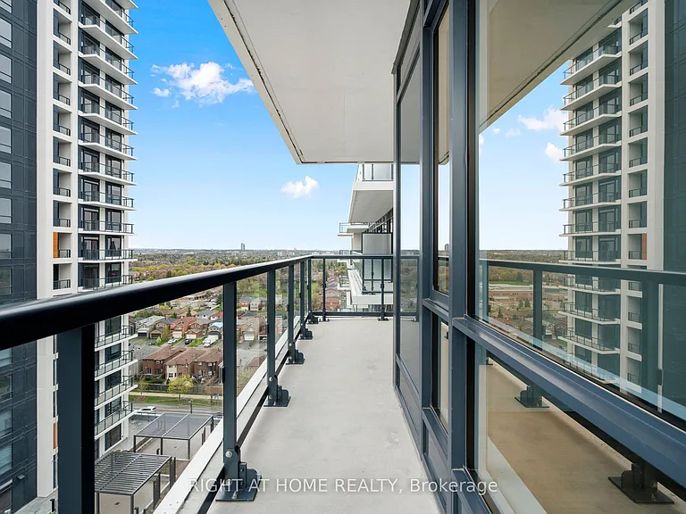 7950 Bathurst St #1424 — Photo 19