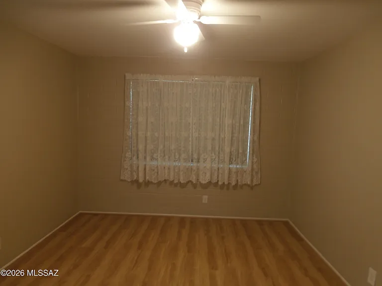 133 S Paseo Pena — Photo 11