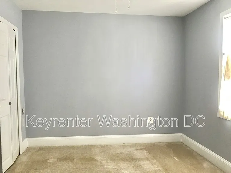 1700 W Virginia Ave NE #3 — Photo 25