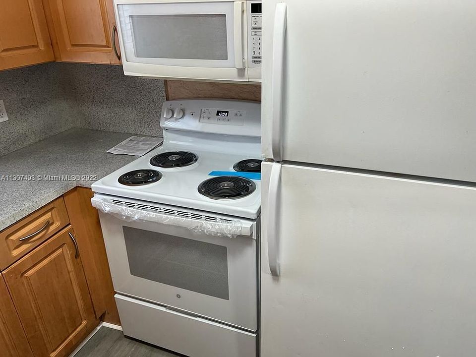 1st image of 1501 NE 34th Ct APT 5