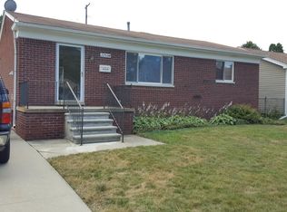 22534 Francis St, Saint Clair Shores, MI 48082