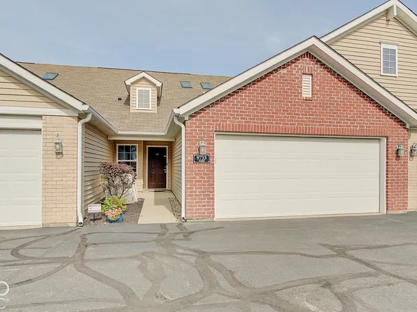 9733 Windy Ln Unit 103, Fishers, IN 46037