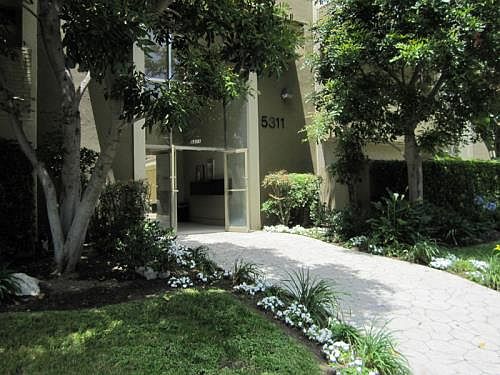 2nd image of 5311 Hermitage Ave APT 5