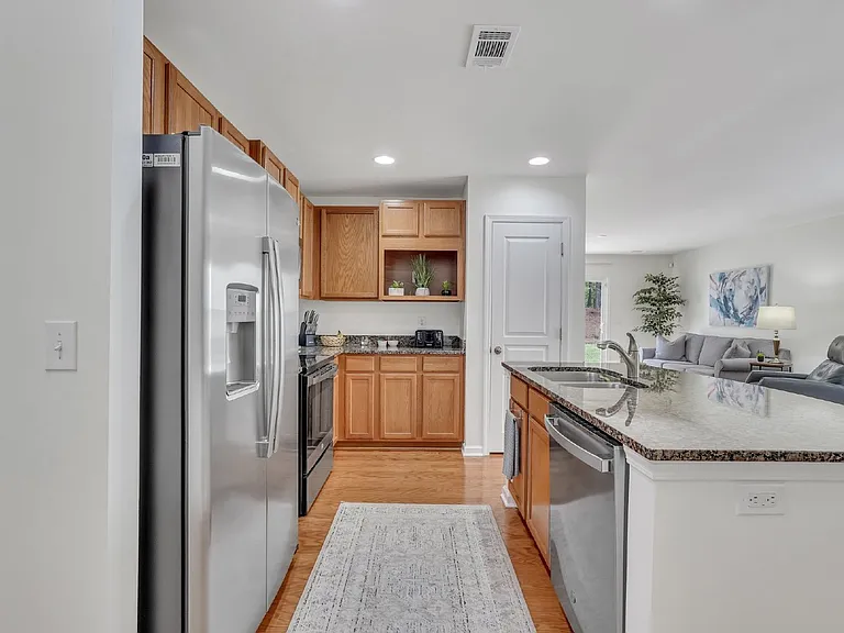 329 Mystic Point Dr — Photo 19