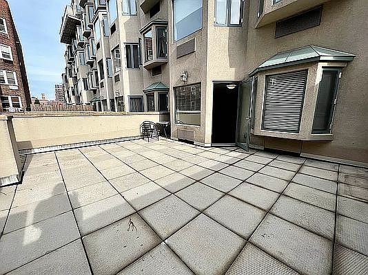 5th image of 82-46 Kew Gardens Rd #3W