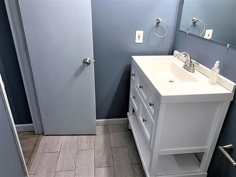 1031 Curran St NW — Photo 20