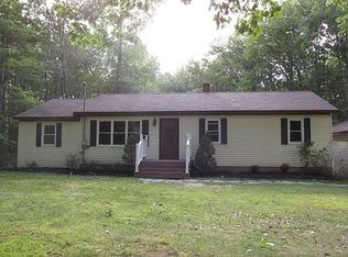 114 Bearce Rd, Winthrop, ME 04364