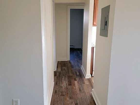 4th image of 255 McGregor Ave #21-21-21