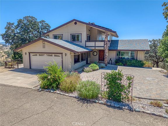 4th image of 3774 Leal Dr