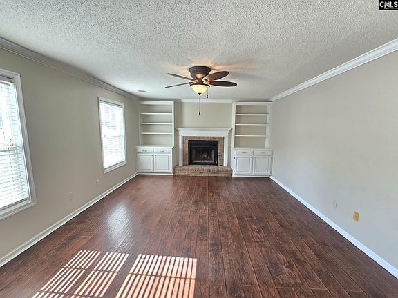 3rd image of 208 Grinders Mill Rd