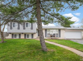 1667 W Rampart Rd, Addison, IL 60101