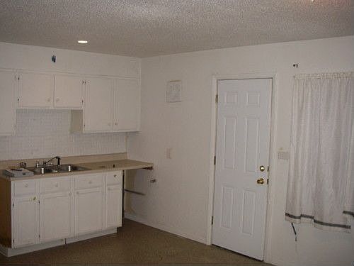4th image of 7501 E 112th St