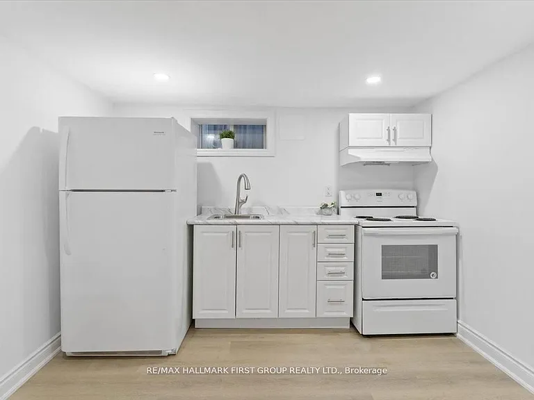 46 Tulloch Dr #BASEMENT — Photo 4