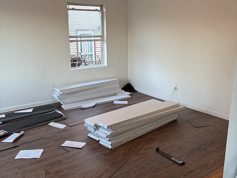 26711 Carlysle St — Photo 2