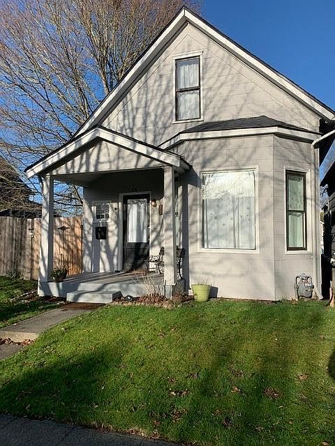 1st image of 915 N Ainsworth Ave
