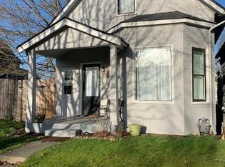 915 N Ainsworth Ave, Tacoma, WA 98403