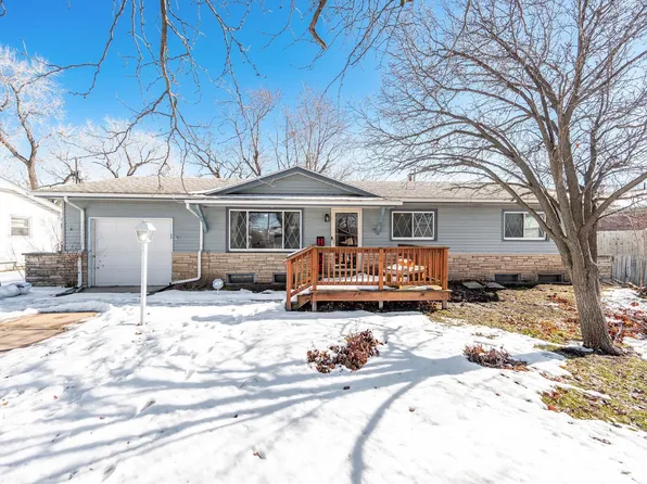 1208 N Summitlawn St, Wichita, KS 67212