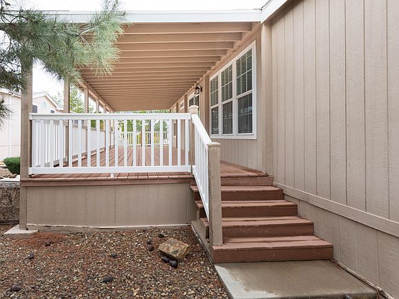 4th image of 1068 Palmer Pl