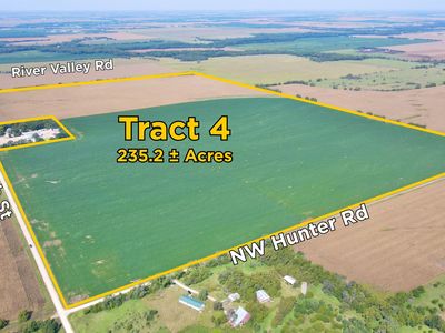 Nwc Of NW #130, Potwin, KS, 67123