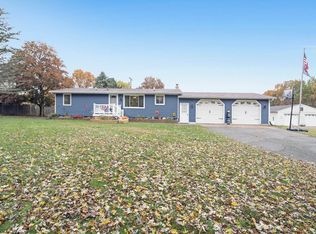 7201 Howe Rd, Bath, MI 48808