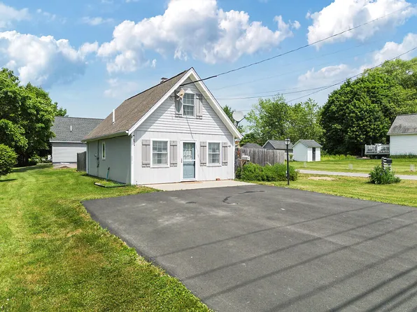 48 Pendleton Street, Brewer, ME 04412