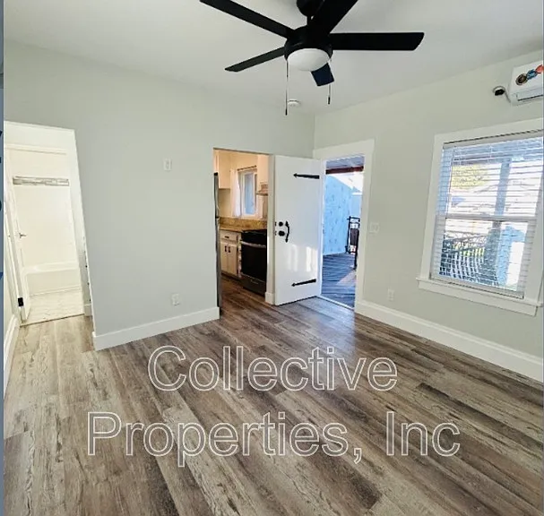 3752 37th St — Photo 2