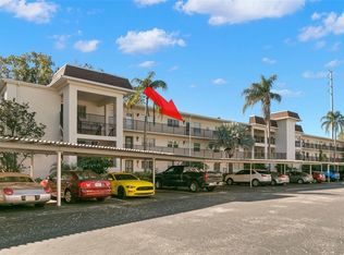 831 Maple Ct APT 303, Dunedin, FL 34698