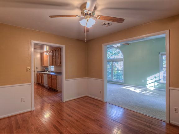 5th image of 913 Walnut Dr