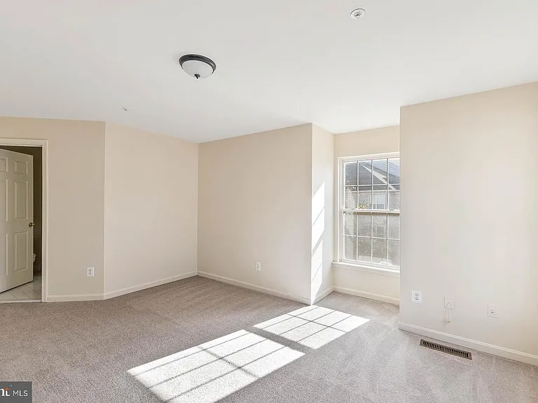 6601 Netties Ln #1803 — Photo 20