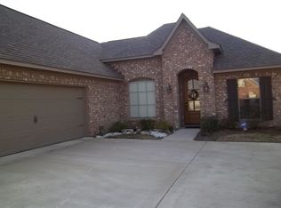 175 Stillhouse Creek Dr, Madison, MS 39110