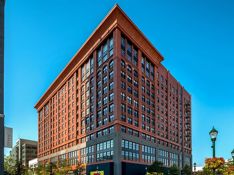 The Henri At Pike & Rose — Photo 33