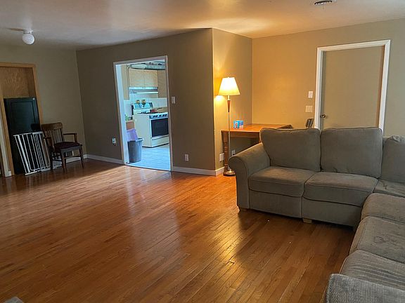 5th image of 2348 N Lakeshore Dr