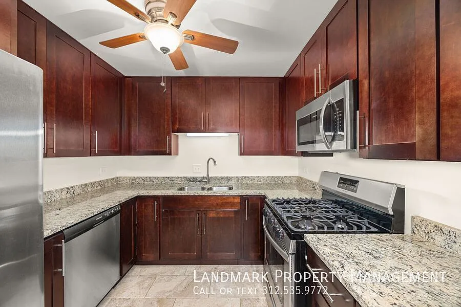 1209 N Harlem Ave Unit 5 — Photo 2