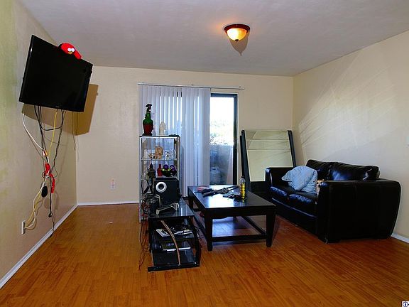 4th image of 32200 Cathedral Canyon Dr APT 79