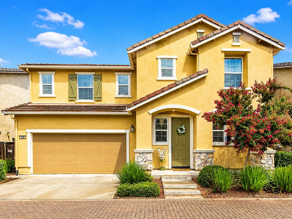 10 Scenic Point Pl
