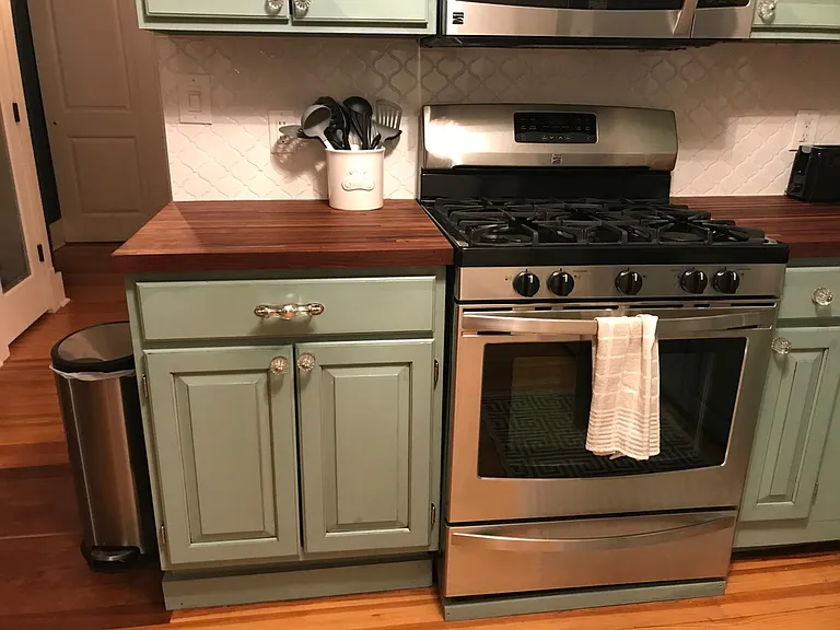 2608 Leclaire St #UPSTAIRS — Photo 12