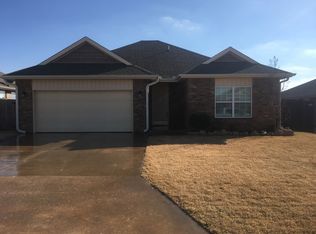 1909 Rain Tree Dr, Shawnee, OK 74804