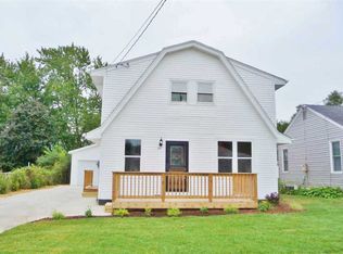 611 Renrose Ave, Loves Park, IL 61111