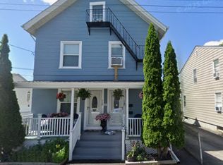 118 Francis Ave #1, Pawtucket, RI 02860