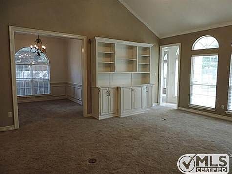 4th image of 2320 Ox Bow Ct